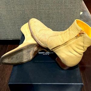 Saint Laurent Wyatt 40 Stamped Suede Boot